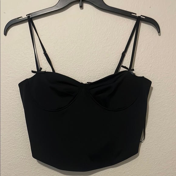 Elegant Black Women's Top - Picture 1 of 4